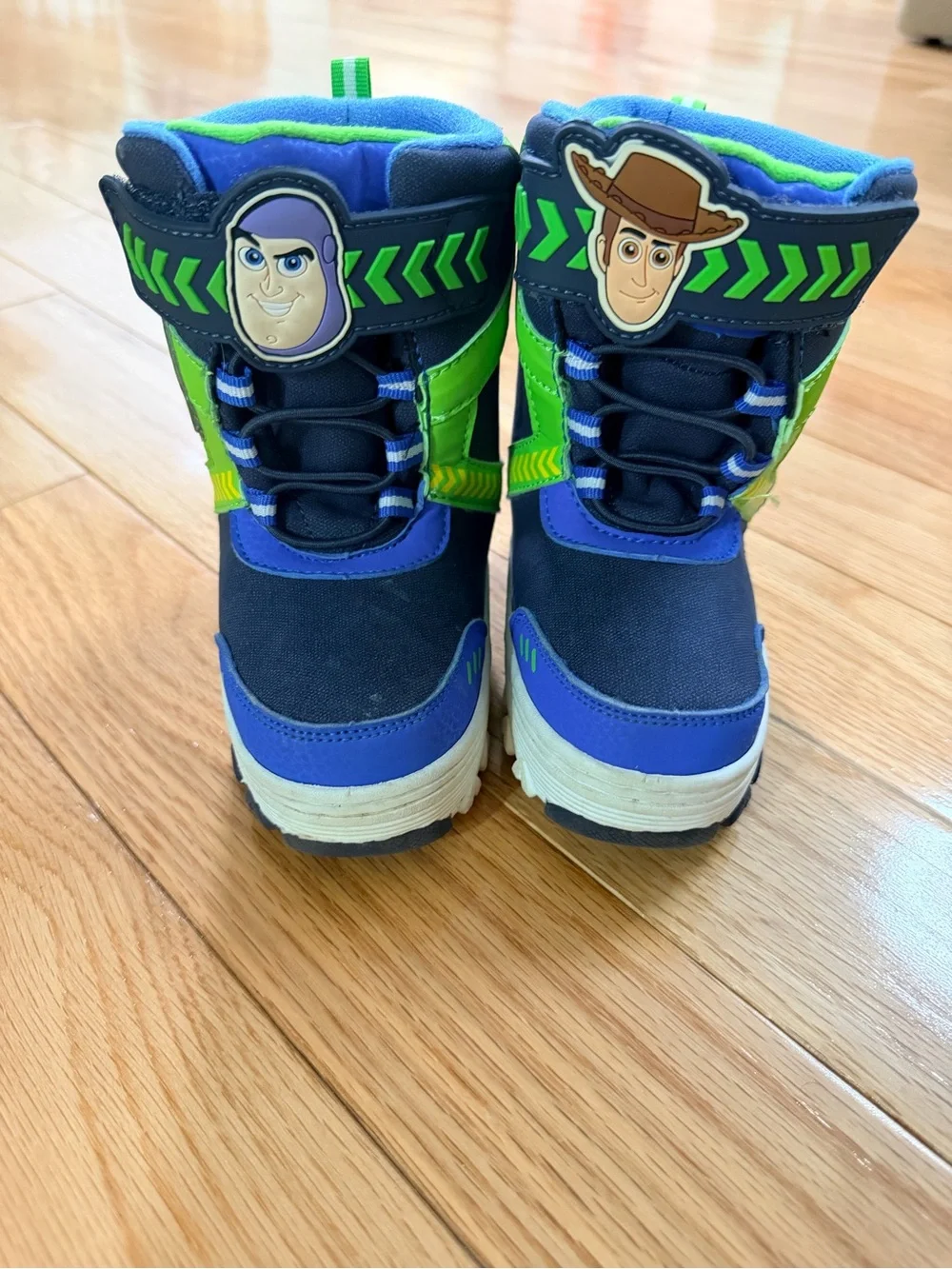 Toddler Kids (size 7) Navy Blue and lime Green Toy Story Character Winter Boots